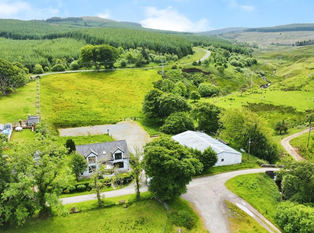 5 bed villa for sale in The Sheiling, Crosshill, Maybole KA19, £425,000