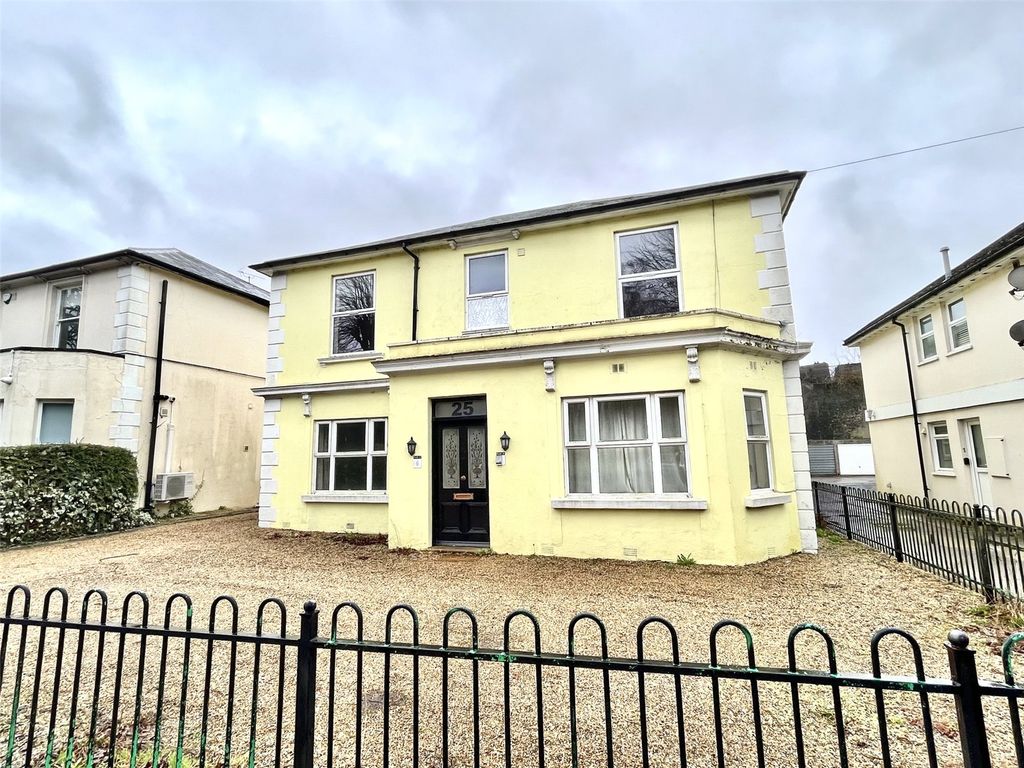 3 bed flat for sale in Eridge Road, Tunbridge Wells, Kent TN4 Zoopla
