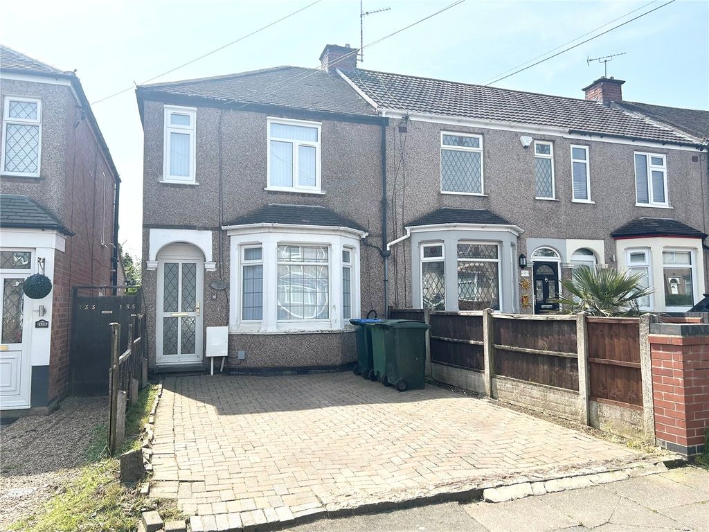 3 bed end terrace house for sale in Rollason Road, Radford, Coventry