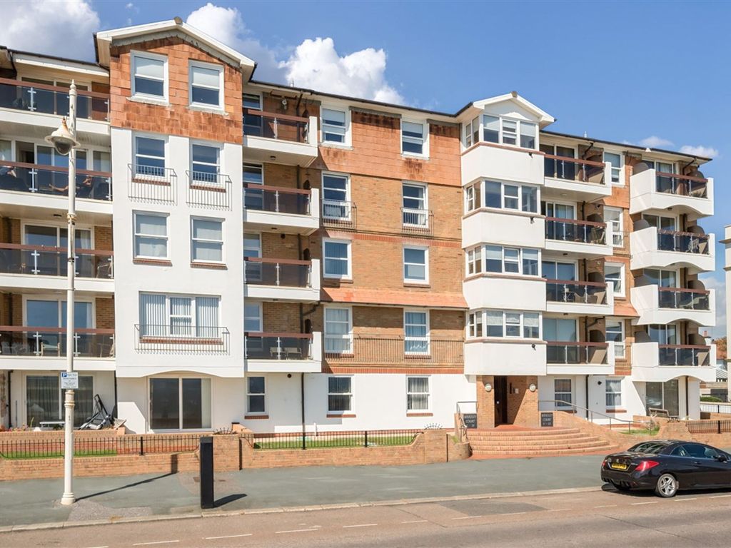 2 bed flat for sale in The Esplanade, Bognor Regis PO21, £290,000 Zoopla