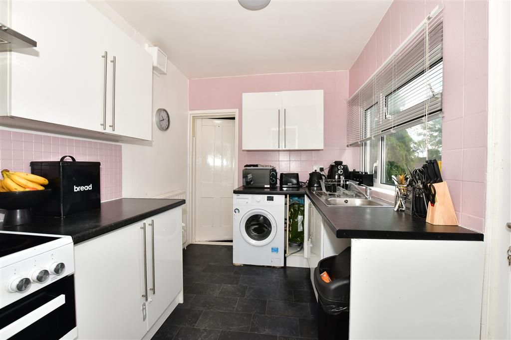 3 bed end terrace house for sale in Cecil Road, Rochester, Kent ME1 Zoopla