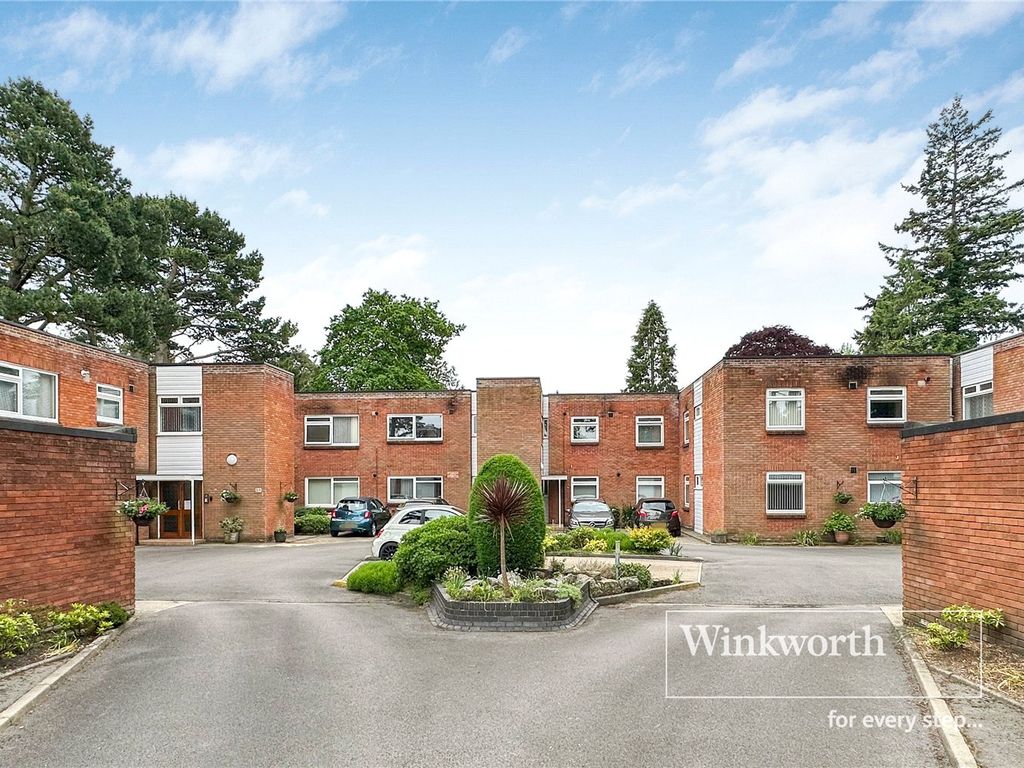 Studio for sale in Golf Links Road, Ferndown, Dorset BH22, £350,000