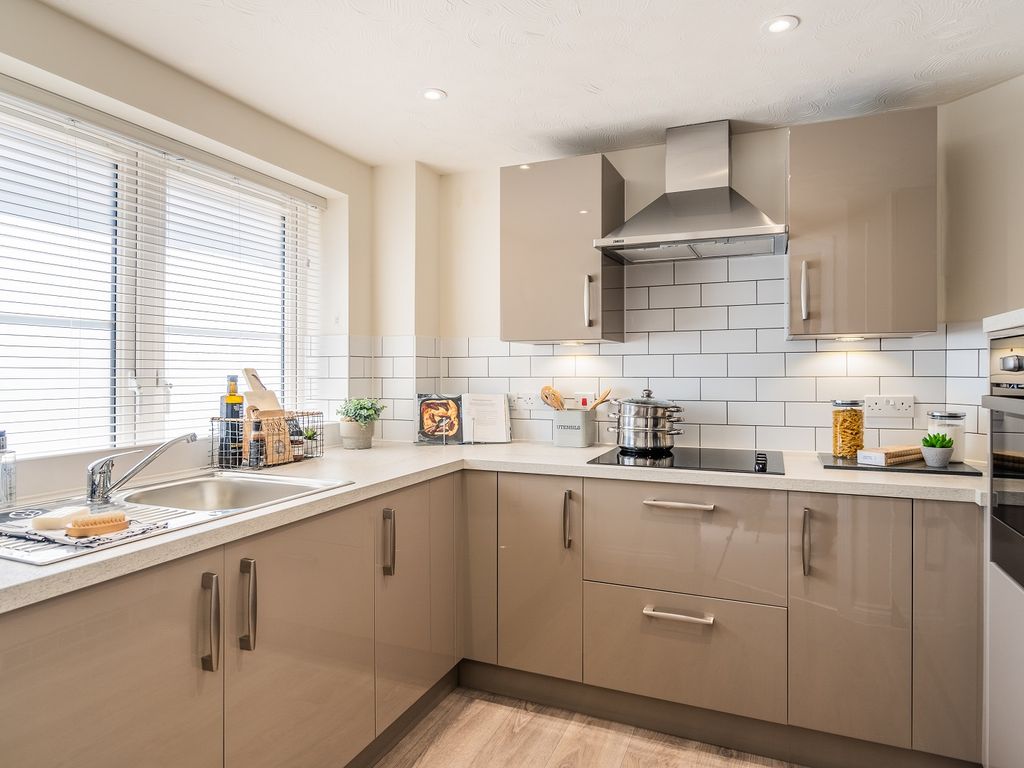 New home, 1 bed flat for sale in Addington Road, Selsdon CR2 Zoopla