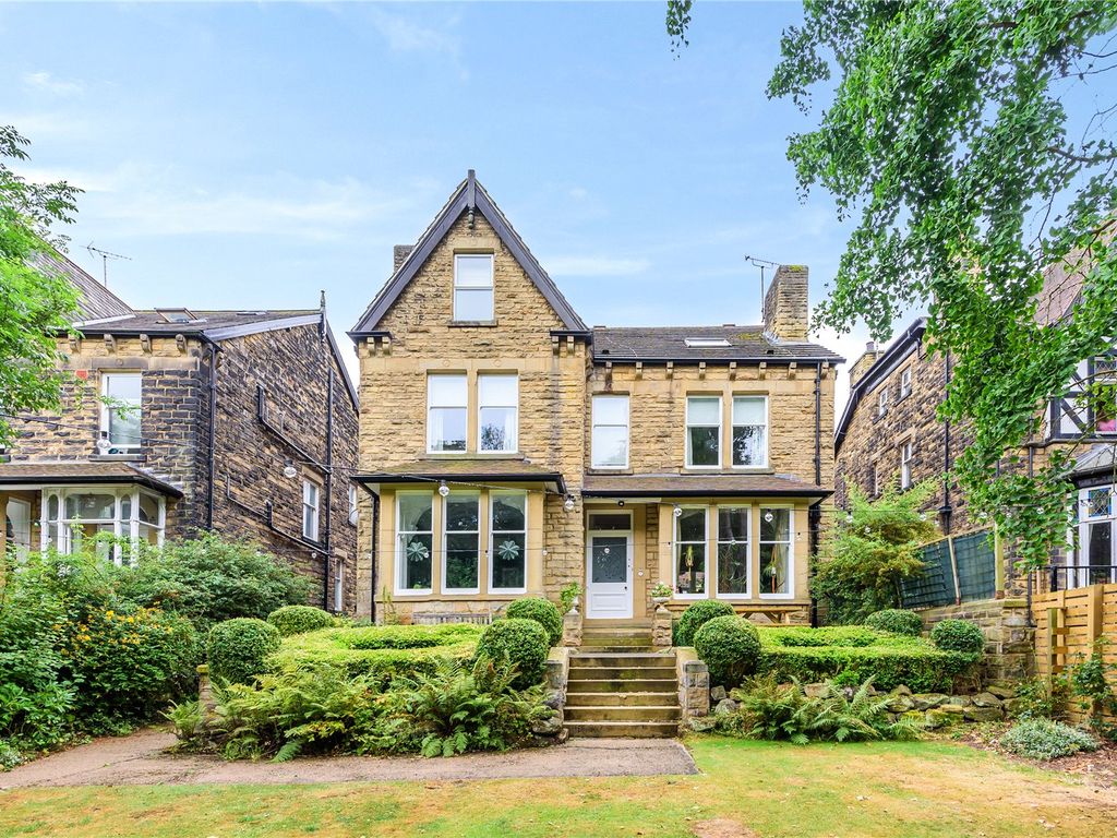 7 bed detached house for sale in Lyndhurst, Wetherby Road, Oakwood