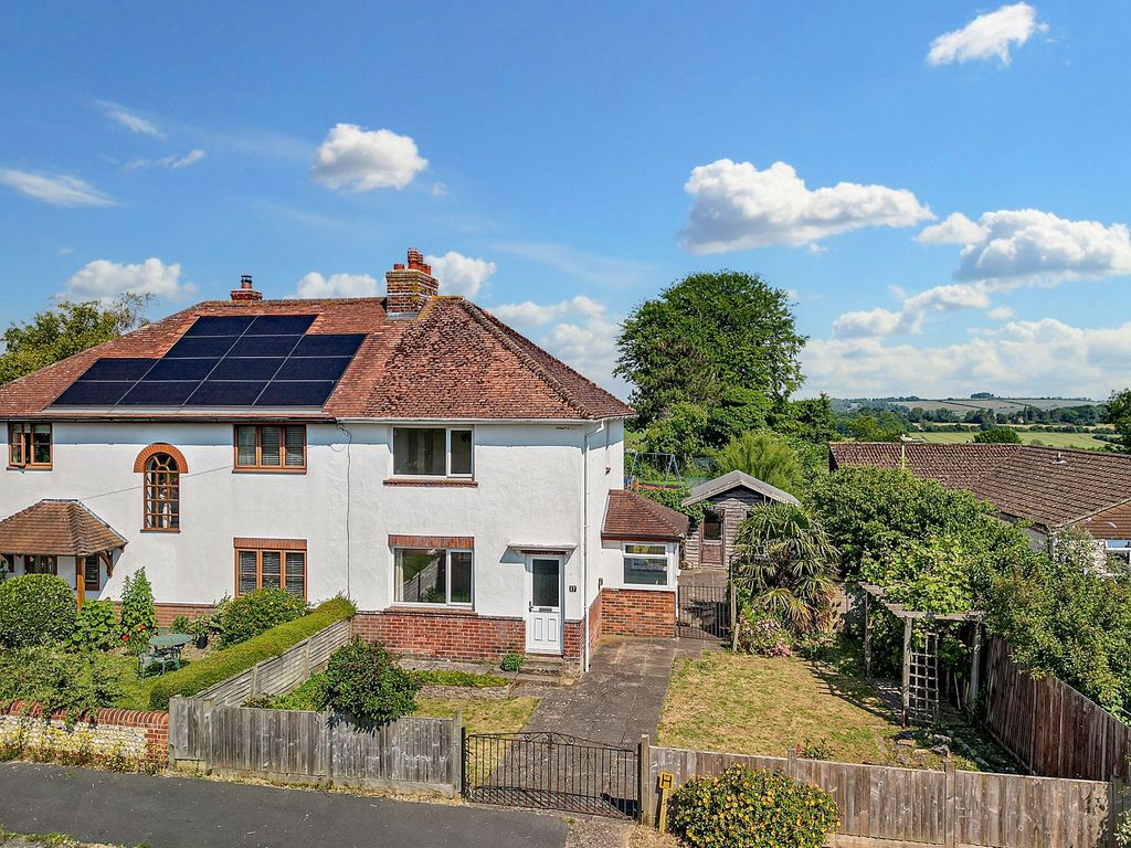 3 bed semidetached house for sale in Hilly Close, Owslebury SO21, £