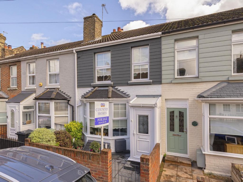 3 bed terraced house for sale in Malling Road, Snodland ME6, £395,000