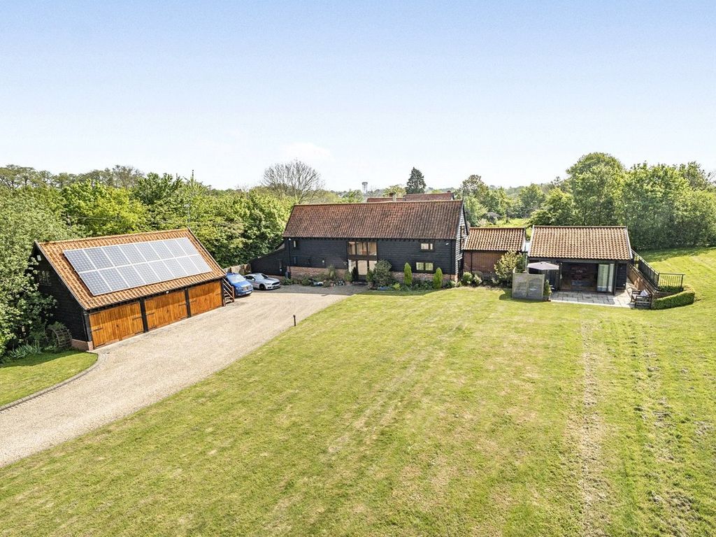 5 bed detached house for sale in Combs Lane, Stowmarket, Suffolk IP14
