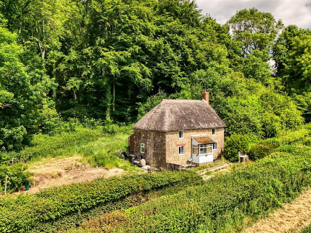 2 bed detached house for sale in Hurcott, Ilminster TA19, £250,000 Zoopla