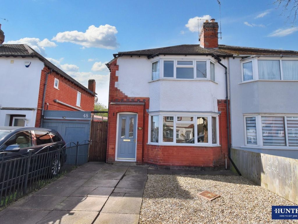 3 bed semidetached house for sale in Kingston Avenue, Wigston LE18, £