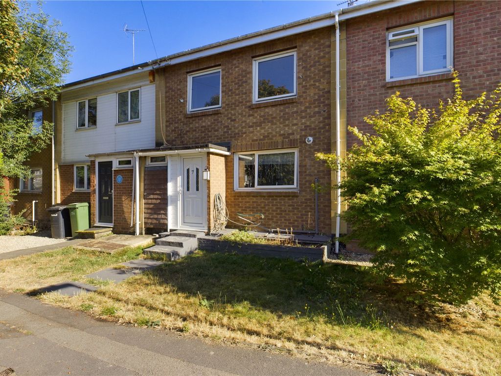 3 bed terraced house for sale in Meadow Way, Theale, Reading, Berkshire RG7 Zoopla