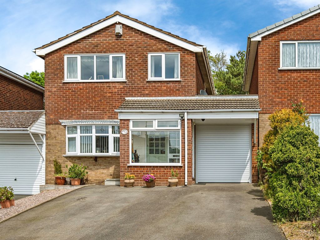 3 bed linkdetached house for sale in Muirfield Crescent, Tividale