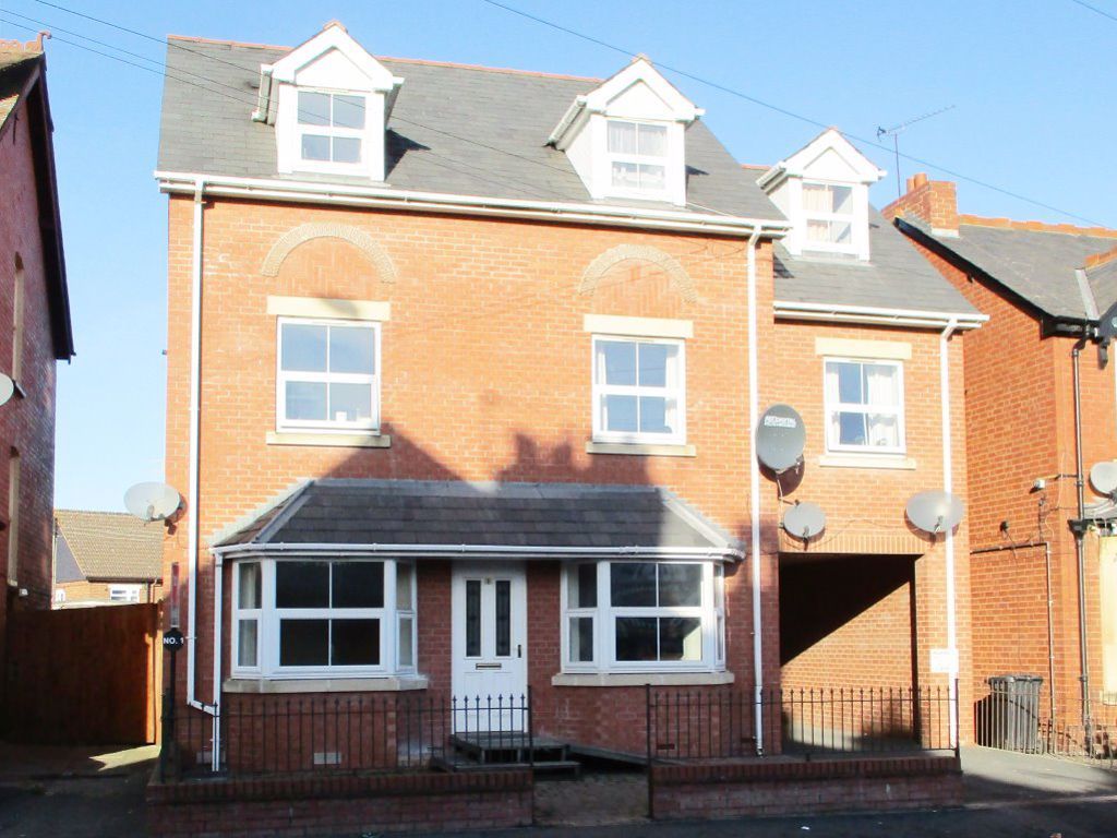 3 bed flat to rent in Belmont Road, Hereford HR2 Zoopla