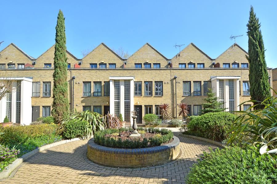 4 bed property for sale in Brightlingsea Place, London E14 Zoopla