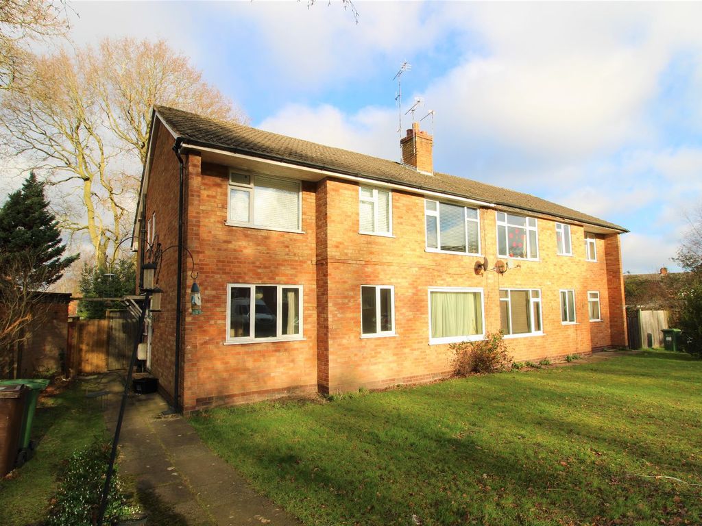 2 bed for sale in Featherstone Close, Shirley, Solihull B90
