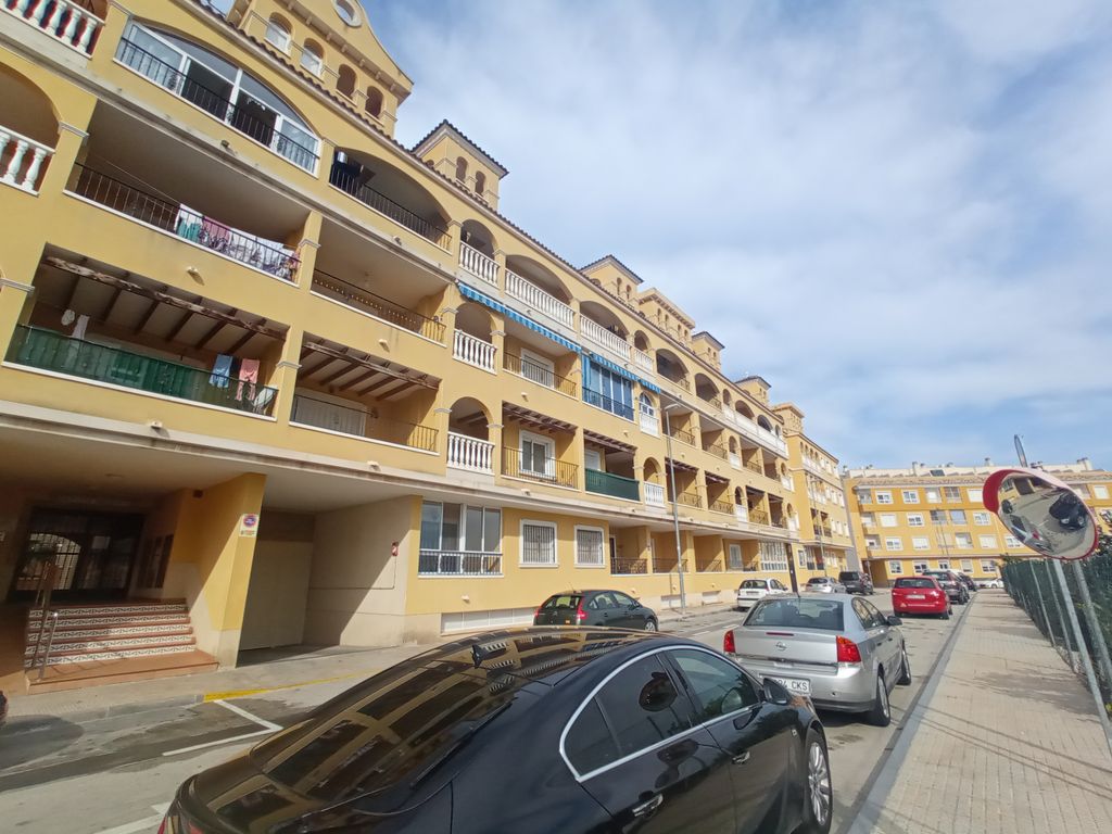 2 bed apartment for sale in Town, Almoradí, Alicante, Valencia, Spain