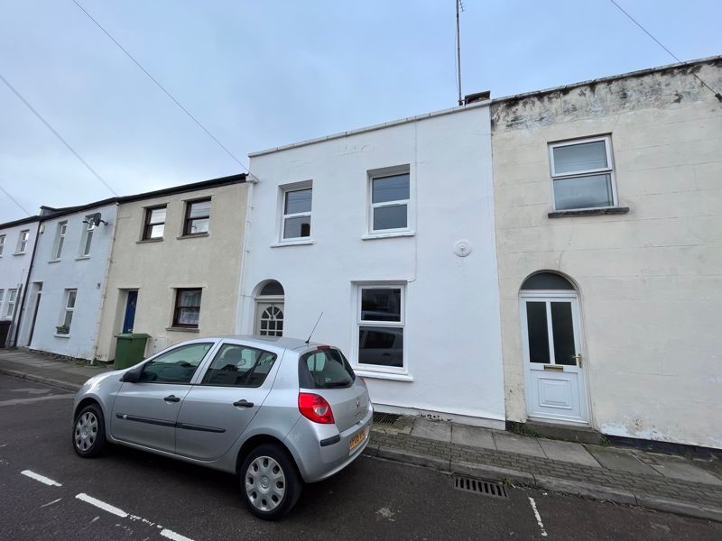 3 bed terraced house to rent in Fairview Street, Cheltenham GL52, £1,250 pcm Zoopla