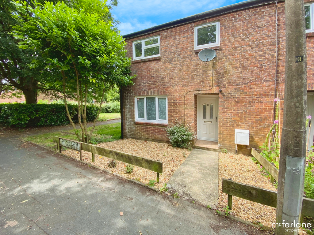 3 bed end terrace house for sale in Oakham Close, Toothill, Swindon SN5