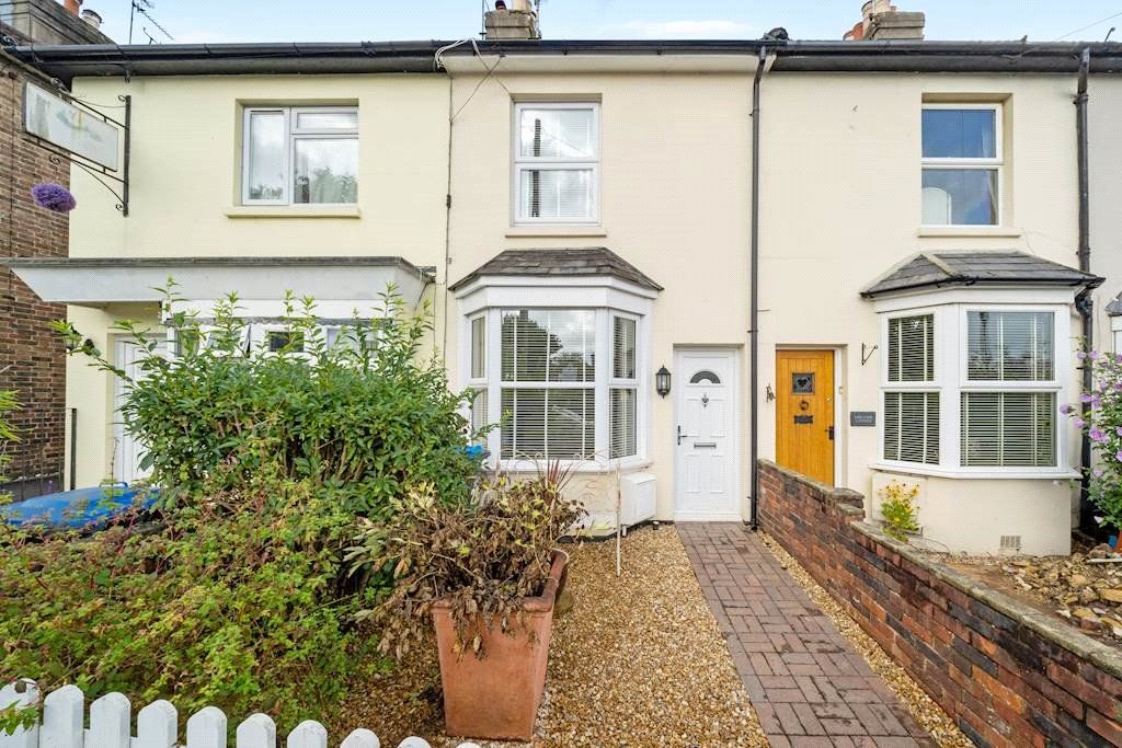 2 bed terraced house for sale in Junction Road, Burgess Hill, West