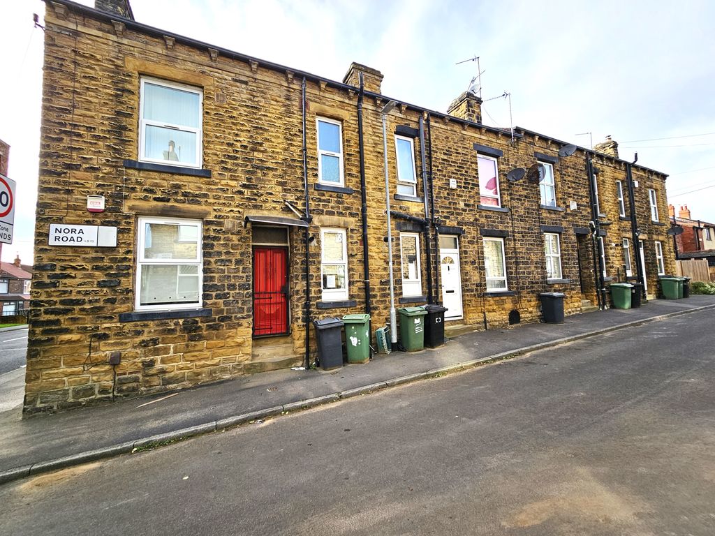2 bed end terrace house for sale in Nora Road, Bramley, Leeds, West
