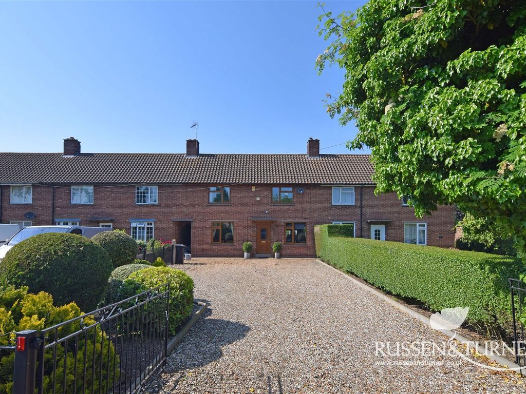 4 bed terraced house for sale in Townsend Estate, Church Road, Walpole