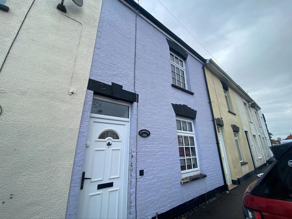 2 bed terraced house to rent in St. John Street, Bridgwater TA6, £950 pcm Zoopla