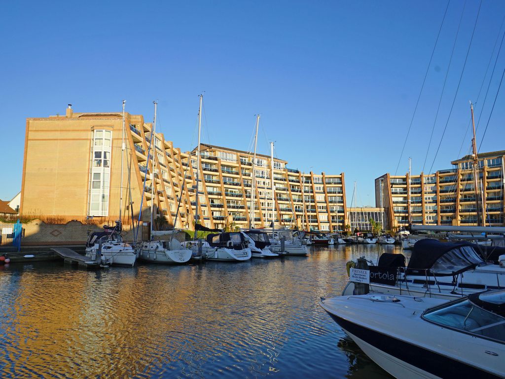 2 bed flat for sale in Oyster Quay, Port Solent PO6, £335,000 Zoopla