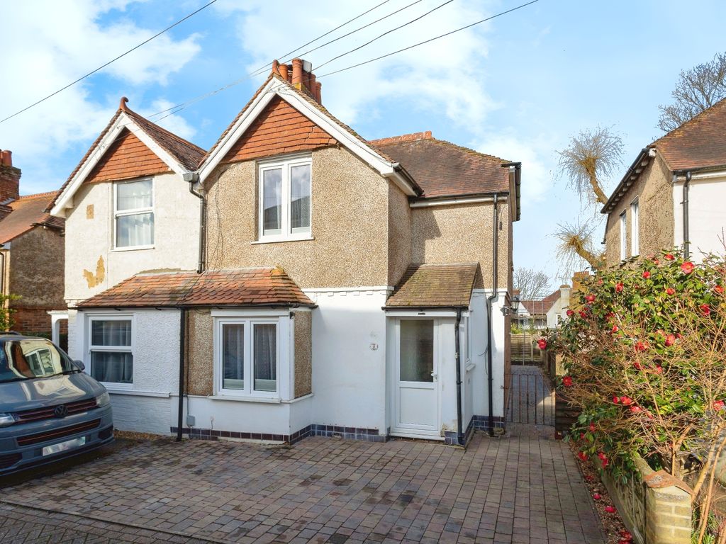 3 bed semidetached house for sale in Western Villas, Western Avenue