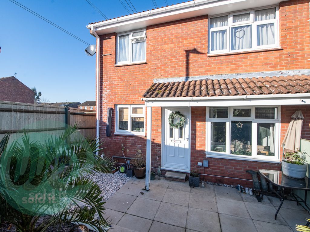 Meredith Drive, Aylesbury, Buckinghamshire HP19  