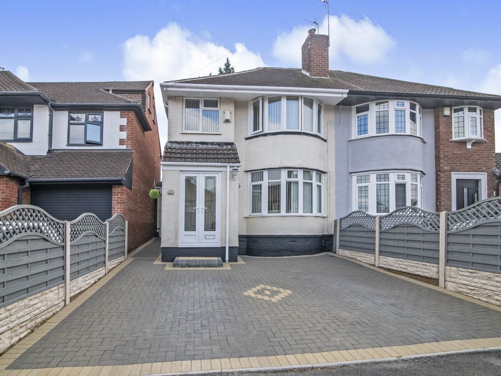 3 Bed Semi detached House For Sale In Rosemary Crescent Dudley DY1 