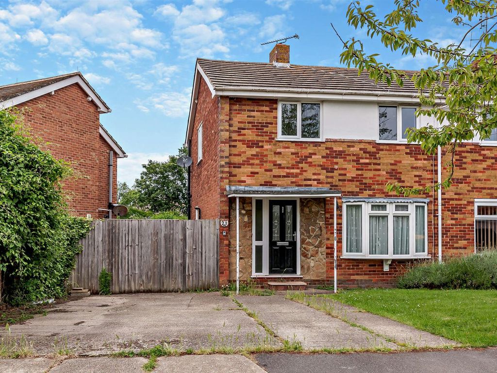 2 bed semidetached house for sale in Millstream Close, Whitstable CT5
