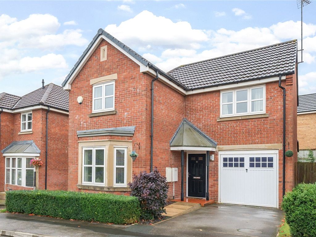 3 bed detached house for sale in Goldsmith Drive, Robin Hood, Wakefield