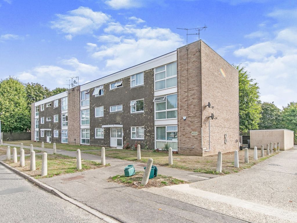 2 bed flat for sale in Lethe Grove, Blackheath, Colchester CO2 Zoopla