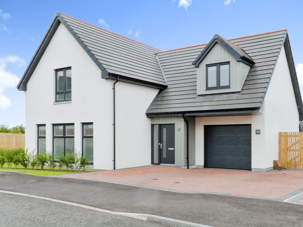 4 bed detached house for sale in Seafield Circle, Buckie AB56, £335,000
