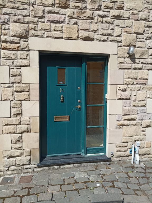 4 bed mews house to rent in Dublin Street Lane South, Edinburgh EH1, £