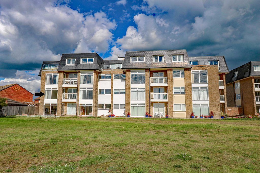 2 bed flat for sale in Southwood Road, Hayling Island PO11 Zoopla