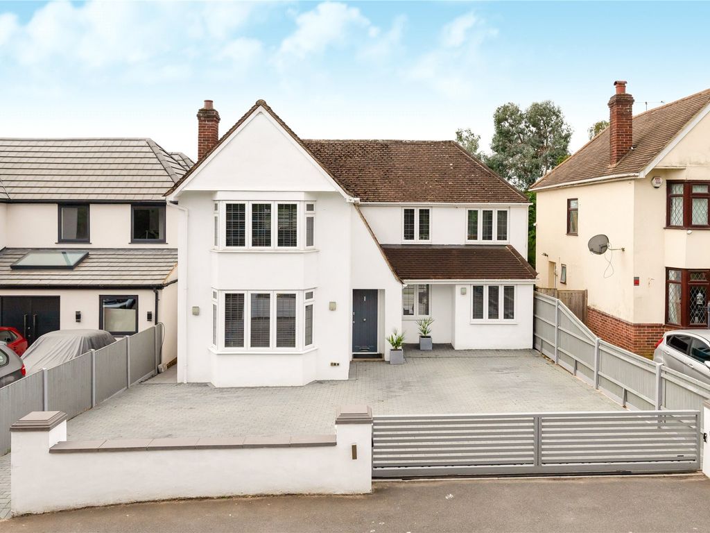 5 bed detached house for sale in Wokingham Road, Earley, Reading