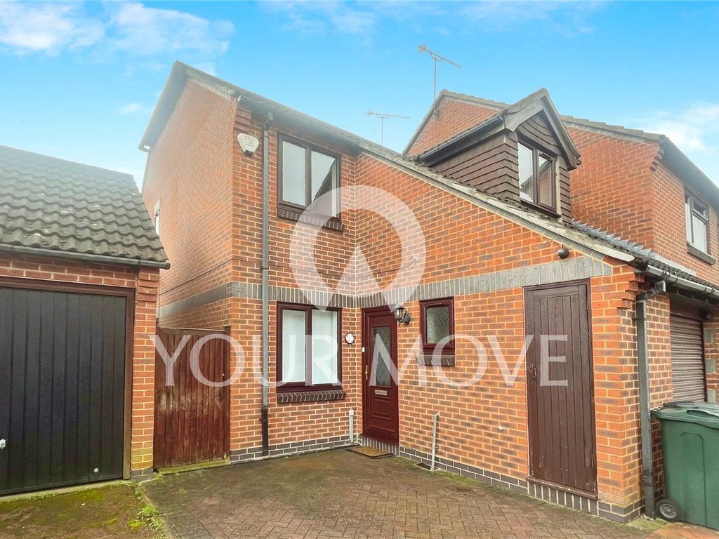 3 bed detached house to rent in Hasted Close, Greenhithe, Kent DA9, £