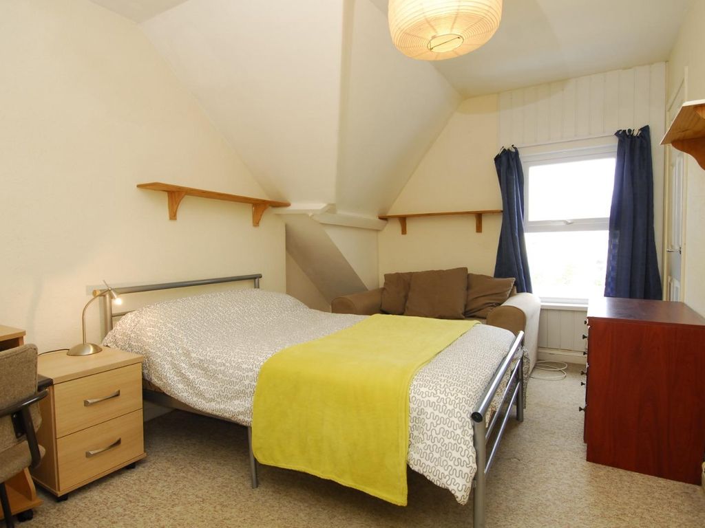 2 bed flat to rent in Napier Terrace, Flat 3, Plymouth PL4 Zoopla