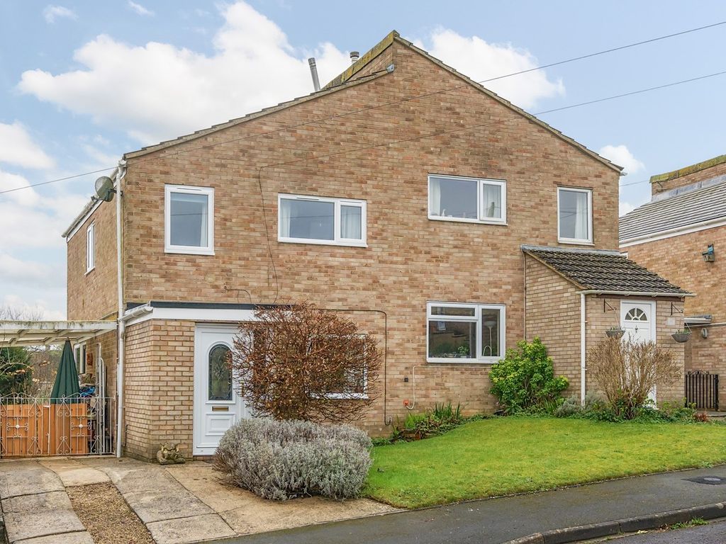 3 bed semidetached house for sale in Elm Road, Cashes Green, Stroud GL5, £320,000 Zoopla