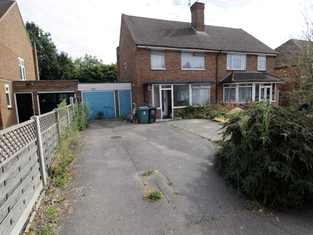 3 bed semidetached house for sale in Westlea Avenue, Watford WD25 Zoopla