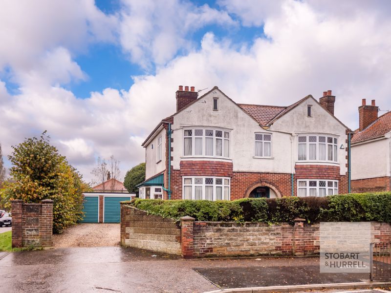 3 bed detached house for sale in Earlham Green Lane, Norwich, Norfolk
