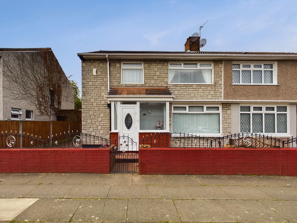 4 bed semidetached house for sale in James Holt Avenue, Kirkby