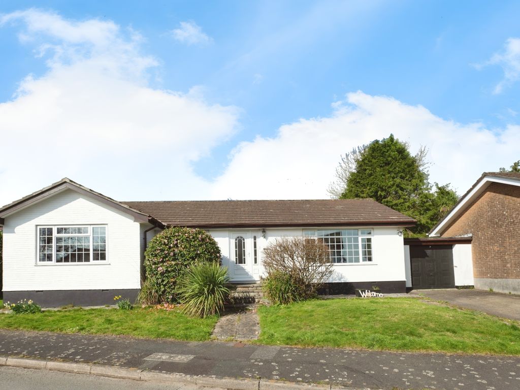 3 bed bungalow for sale in Grylls Park, Lanreath, Looe, Cornwall PL13