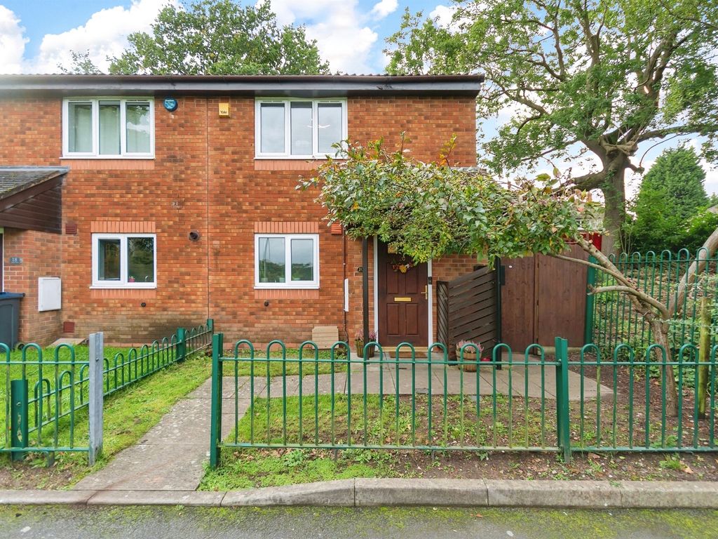 2 bed end terrace house for sale in Park End, Bartley Green, Birmingham