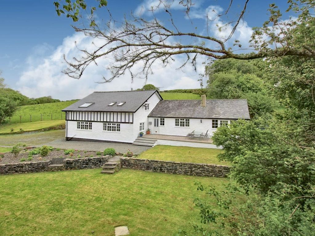 3 bed detached house for sale in Beulah, Llanwrtyd Wells LD5 Zoopla