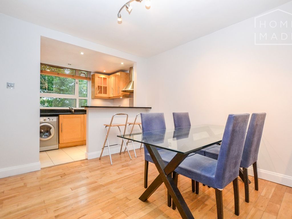 1 bed flat to rent in Kingsdown Court, Bolingbroke Grove, Battersea