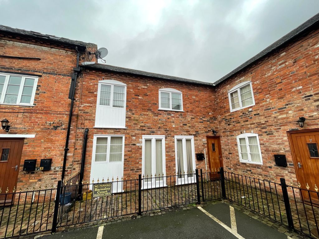 2 bed terraced house to rent in Long Street, Atherstone CV9, £795 pcm
