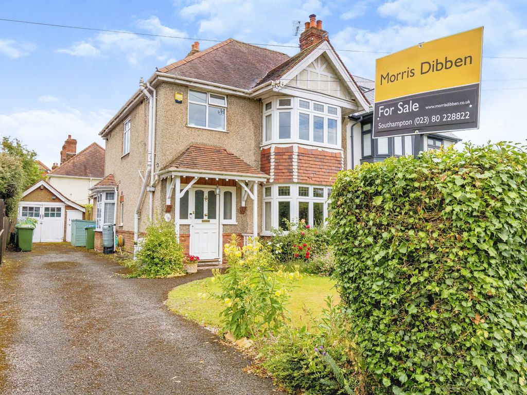 3 bed semidetached house for sale in South View Road, Upper Shirley