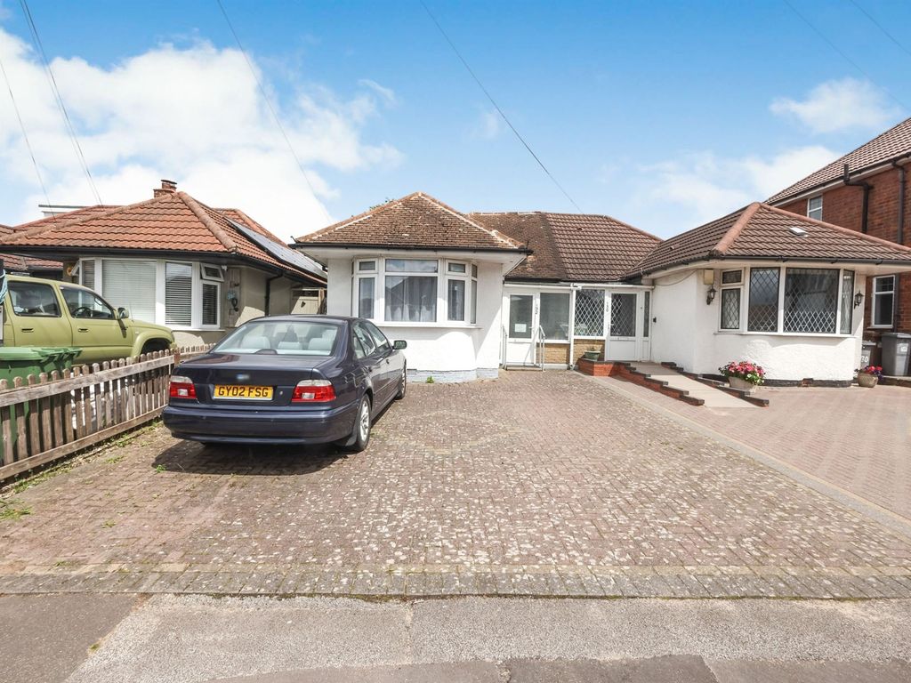 3 bed bungalow for sale in Marcot Road, Solihull B92, £280,000 Zoopla