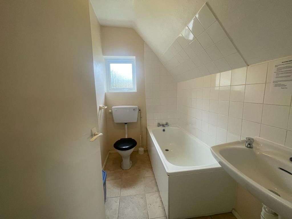 Room to rent in Stanmore Lane, Stanmore, Winchester, Hampshire SO22, £575 pcm Zoopla